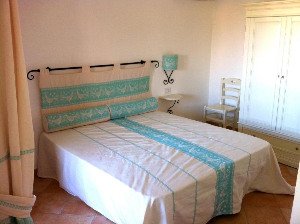 Sardinia Beach Apartments Aglientu Room photo